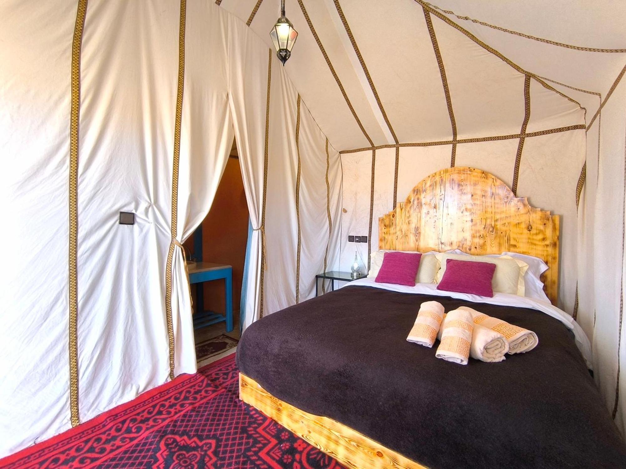 Luxury Bega Camp Hotel Merzouga Ngoại thất bức ảnh