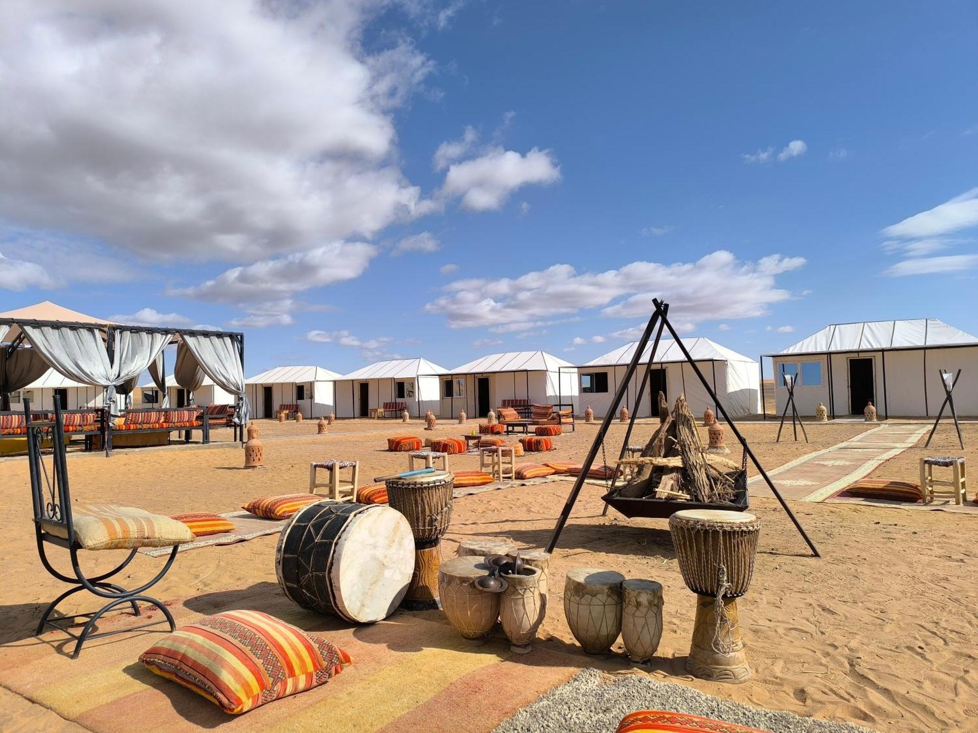 Luxury Bega Camp Hotel Merzouga Ngoại thất bức ảnh