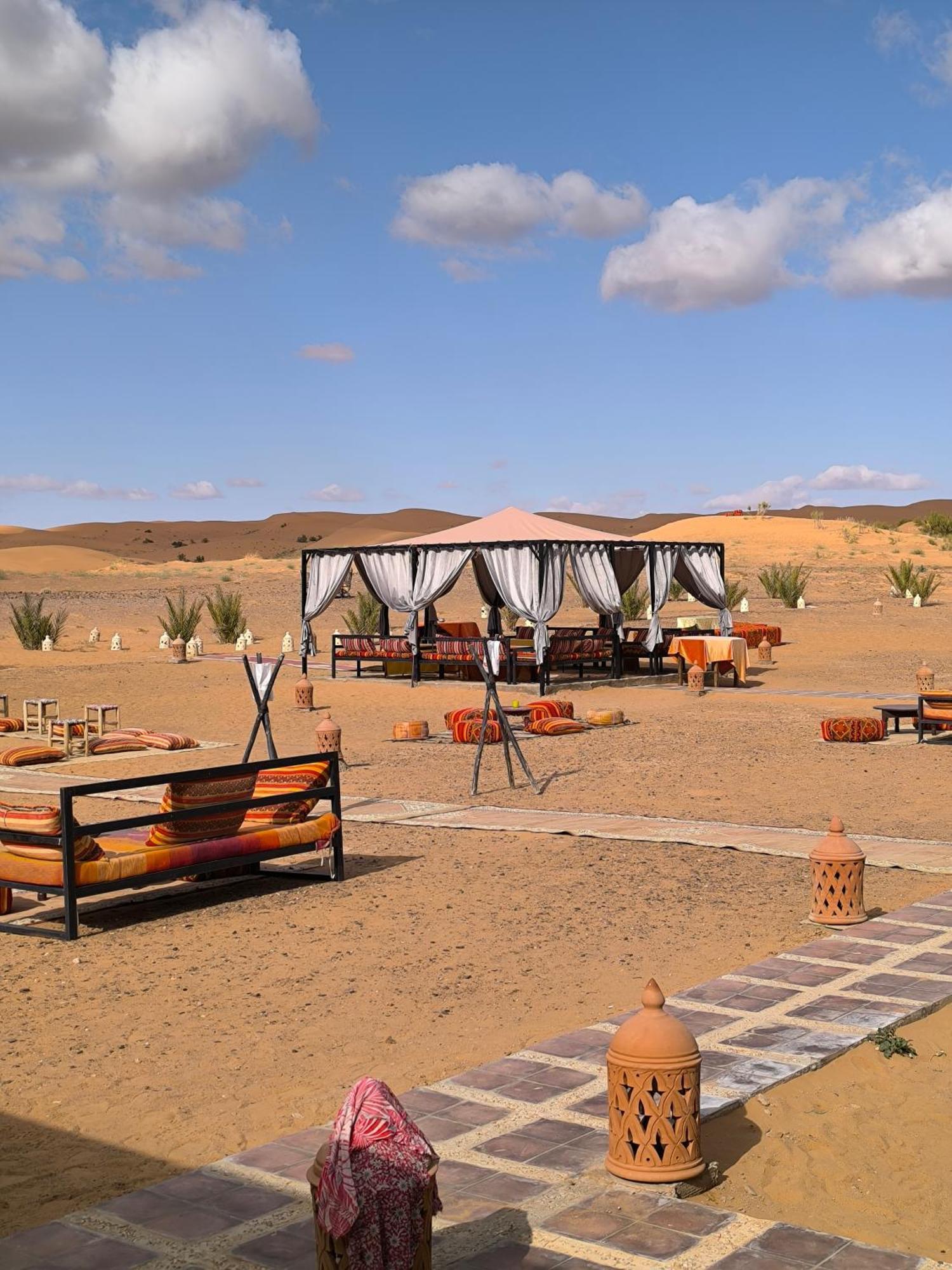 Luxury Bega Camp Hotel Merzouga Ngoại thất bức ảnh