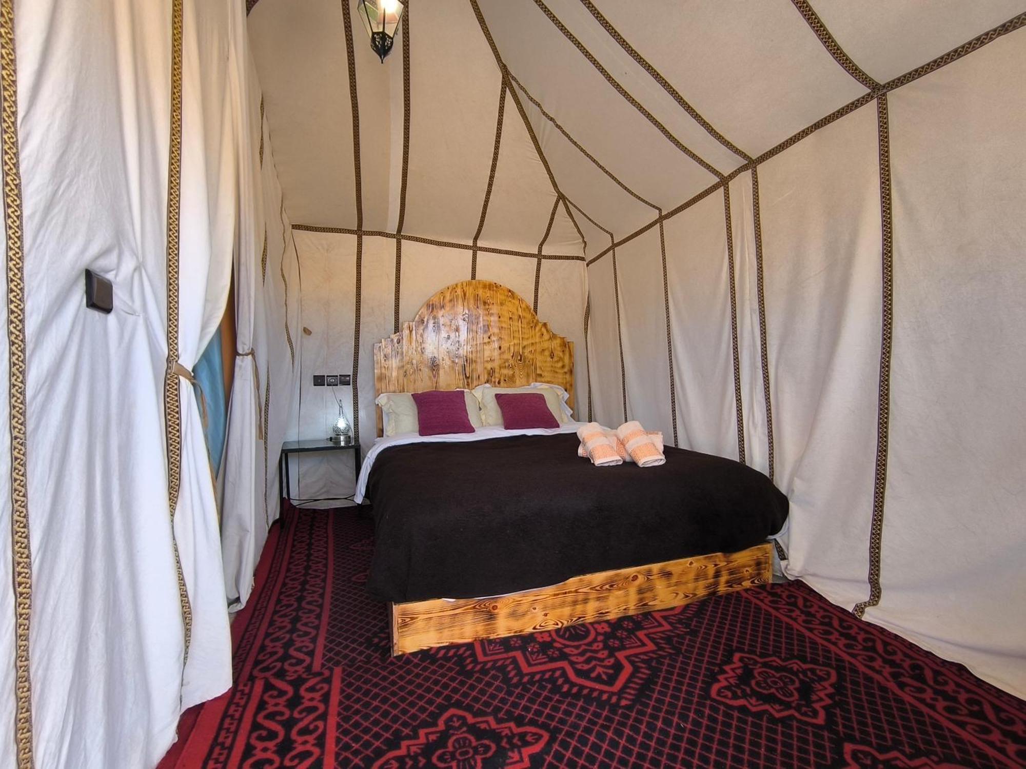 Luxury Bega Camp Hotel Merzouga Ngoại thất bức ảnh